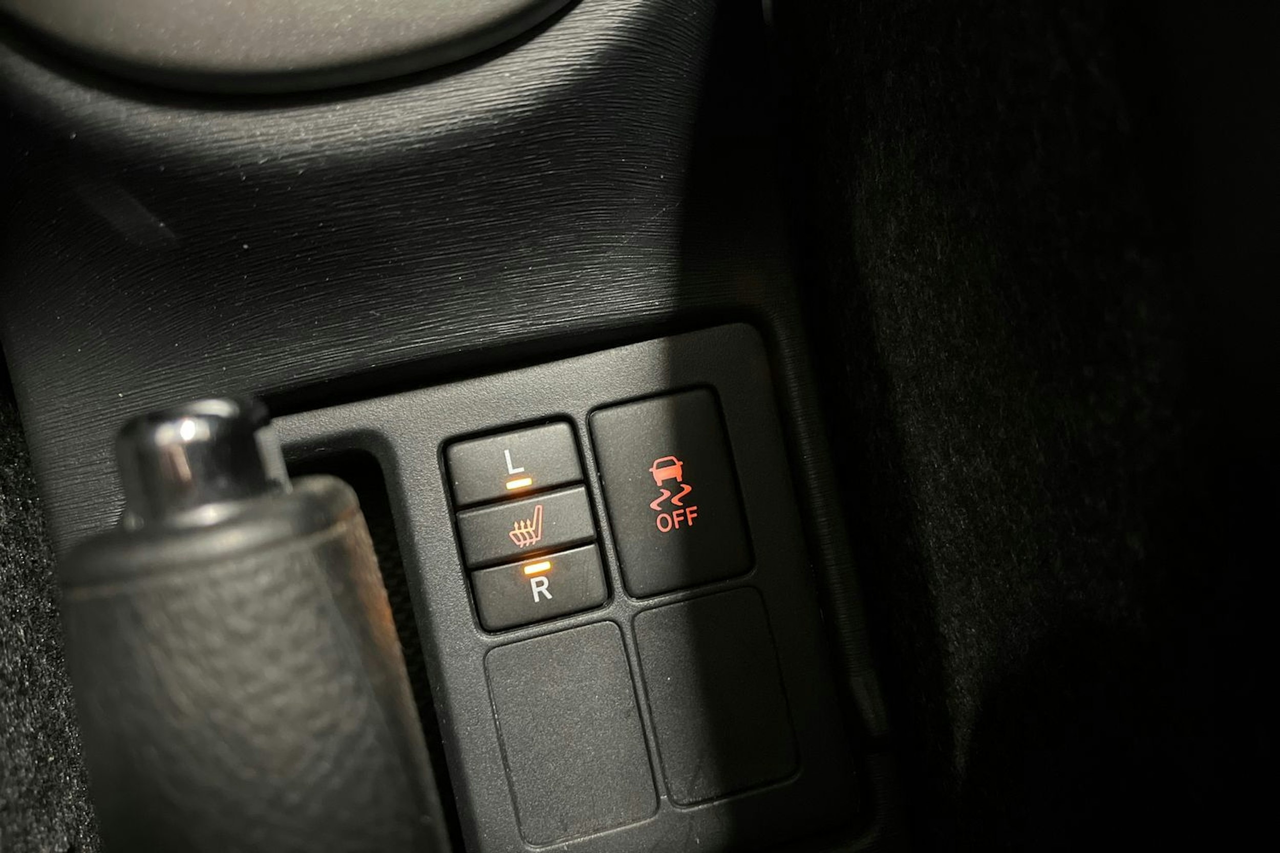 punainen Toyota Yaris 2011 kuva 24.