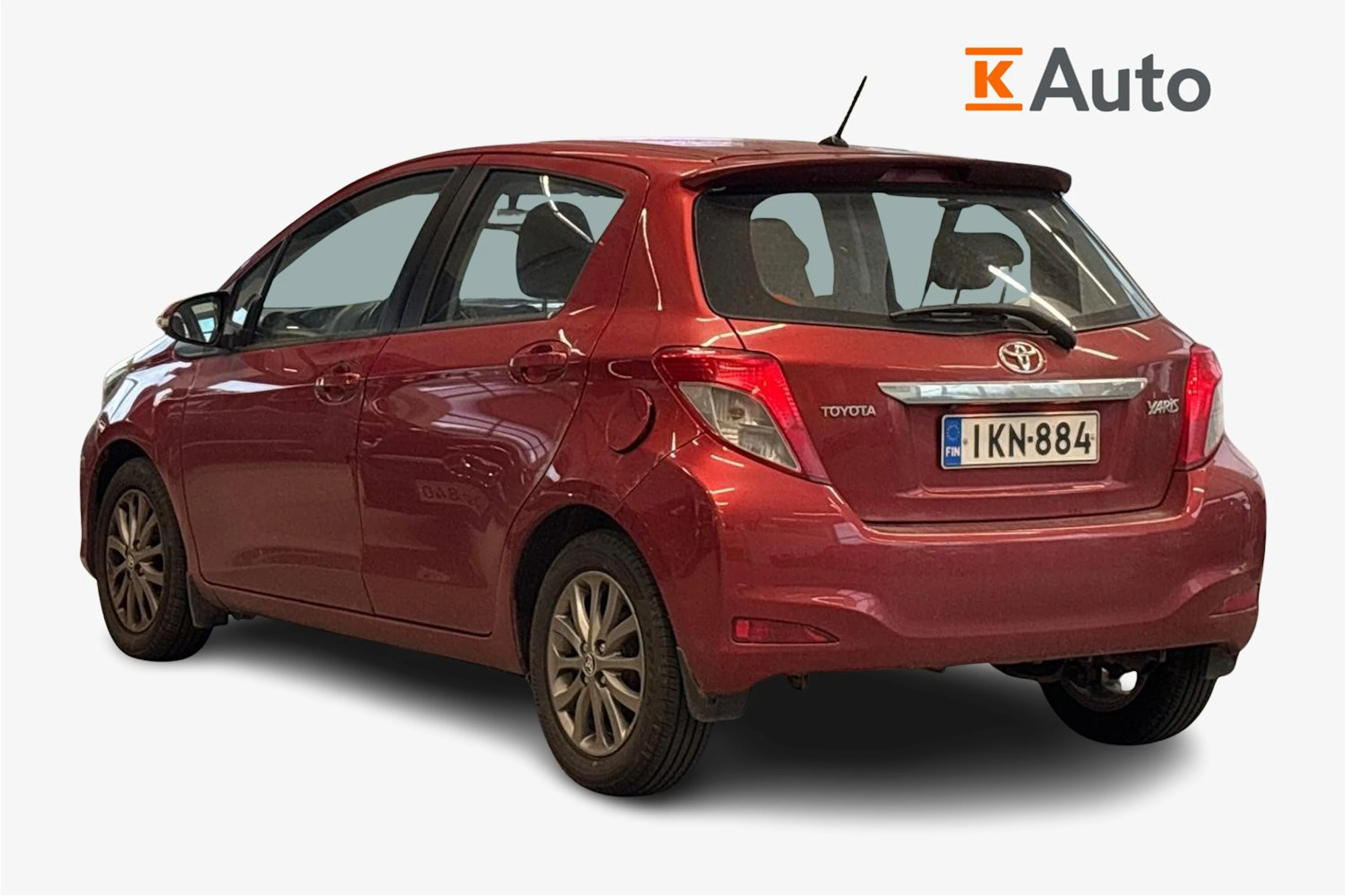 punainen Toyota Yaris 2012 kuva 2.