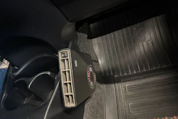 punainen Toyota Yaris 2012 kuva 5.