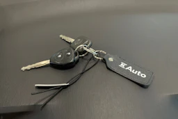 harmaa Toyota Yaris 2012 kuva 26.