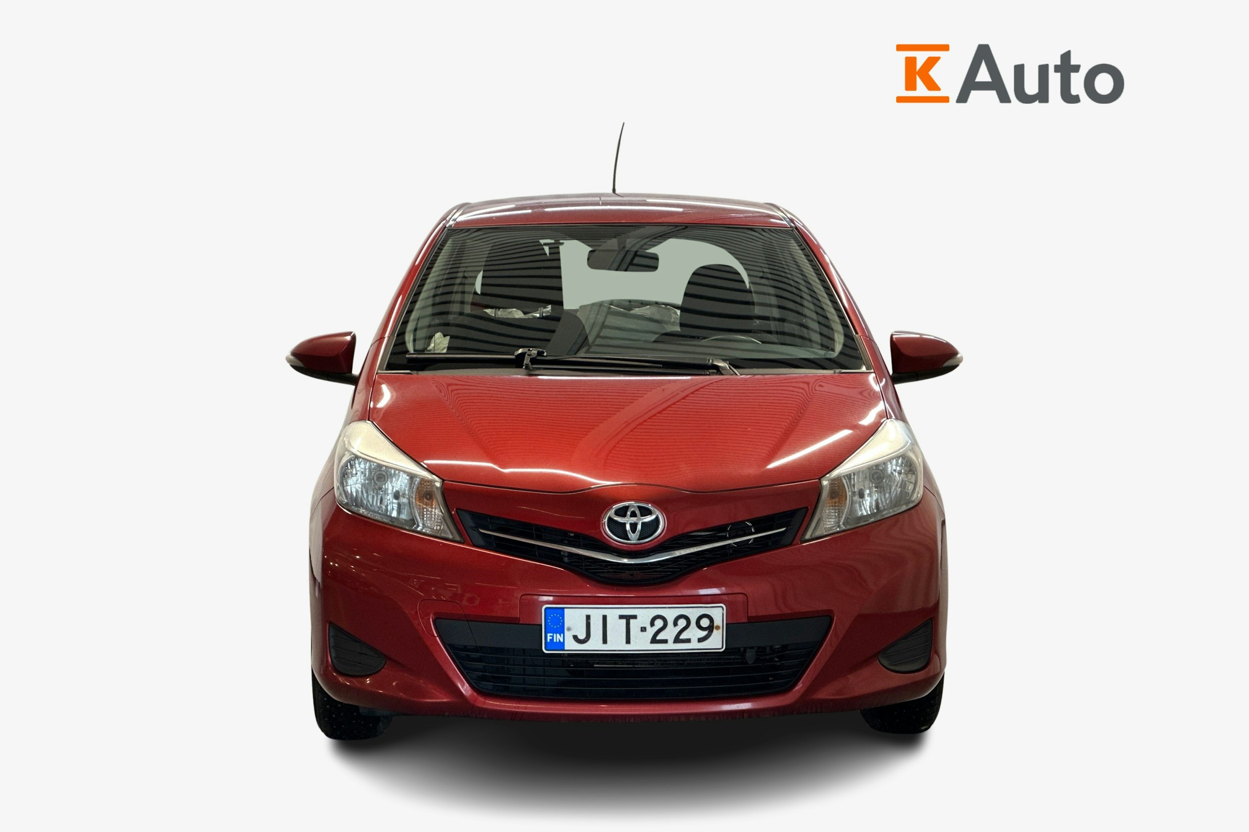 punainen Toyota Yaris 2012 kuva 4.