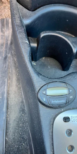 punainen Toyota Yaris 2012 kuva 4.