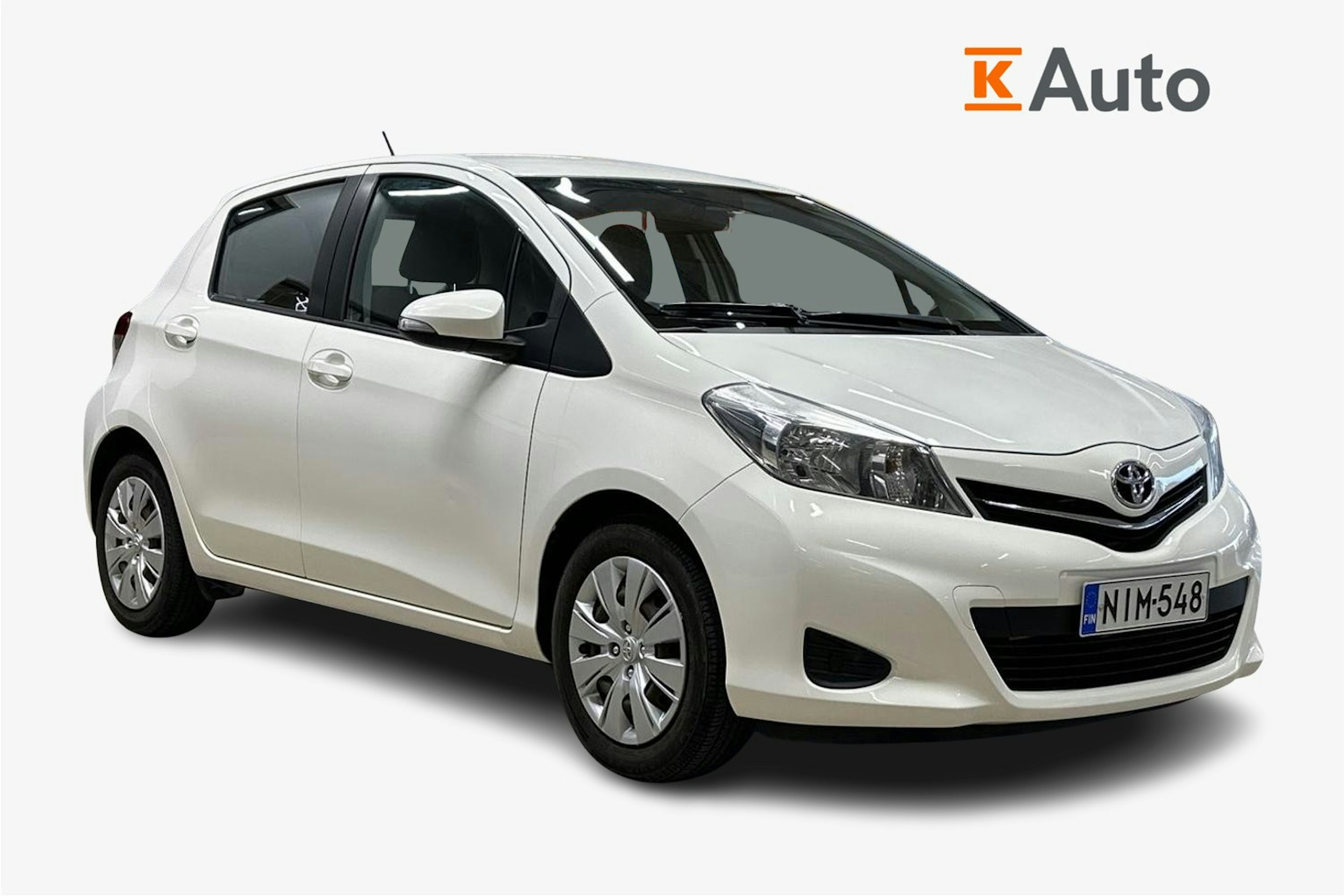valkoinen Toyota Yaris 2012 kuva 1.