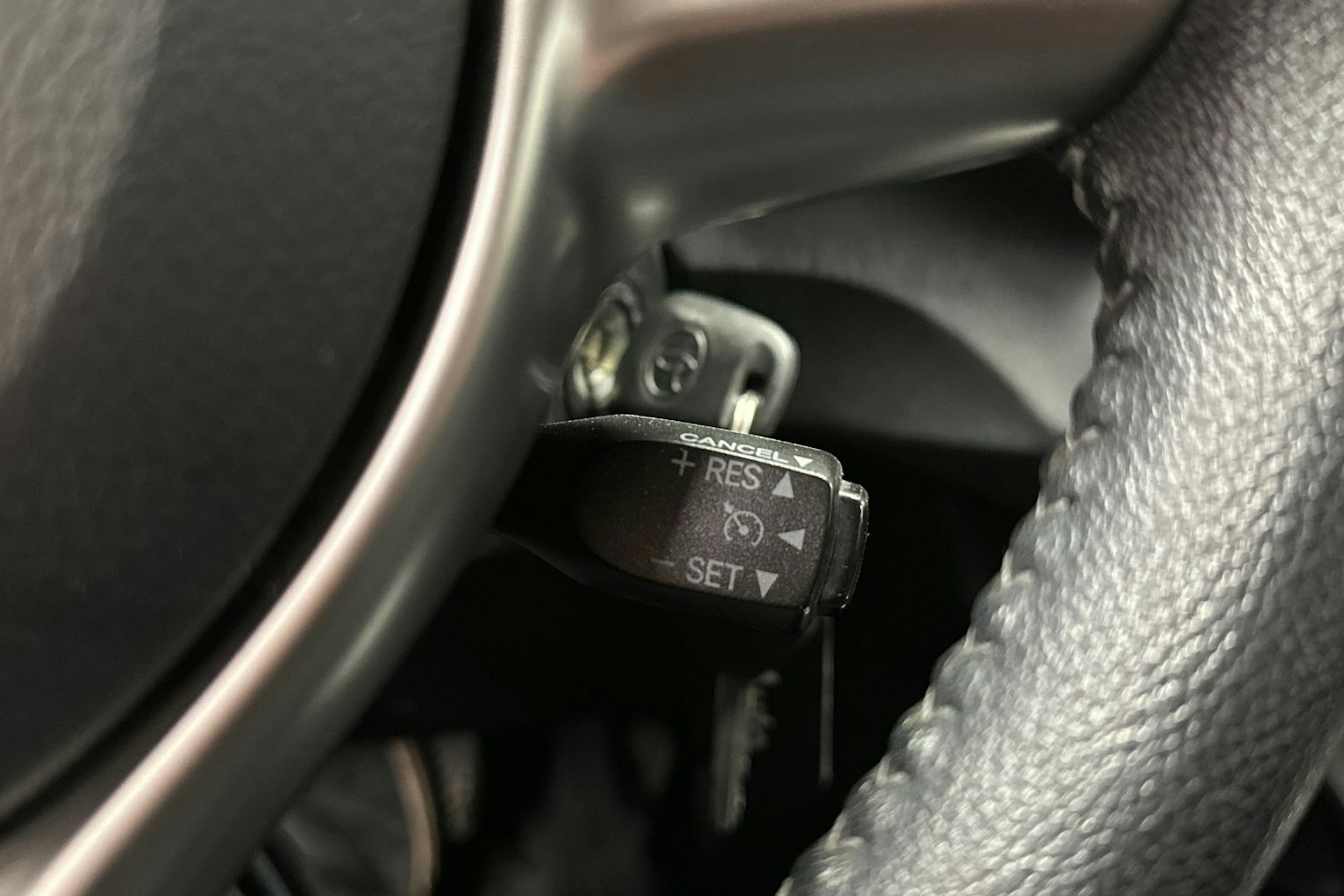 valkoinen Toyota Yaris 2012 kuva 26.