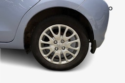 Sininen Toyota Yaris 2012 kuva 11.