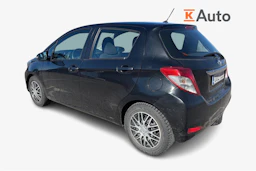 musta Toyota Yaris 2013 kuva 2.