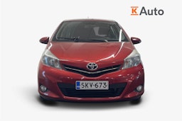 punainen Toyota Yaris 2013 kuva 5.