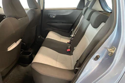 Sininen Toyota Yaris 2013 kuva 8.