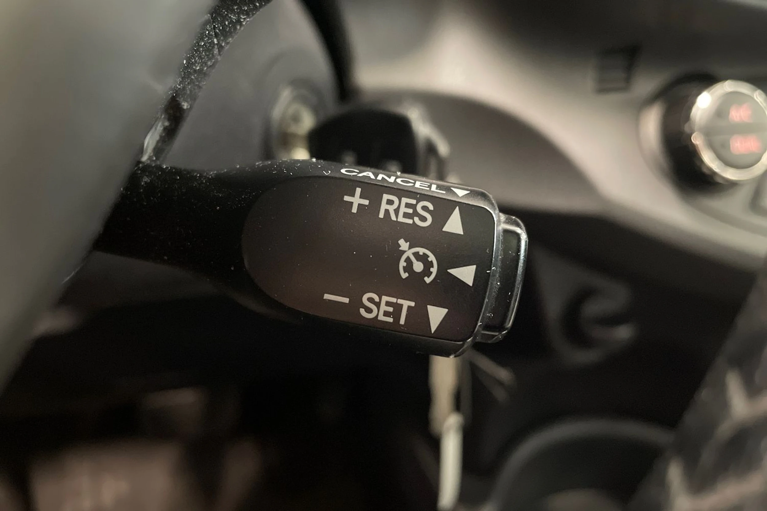 Sininen Toyota Yaris 2013 kuva 15.