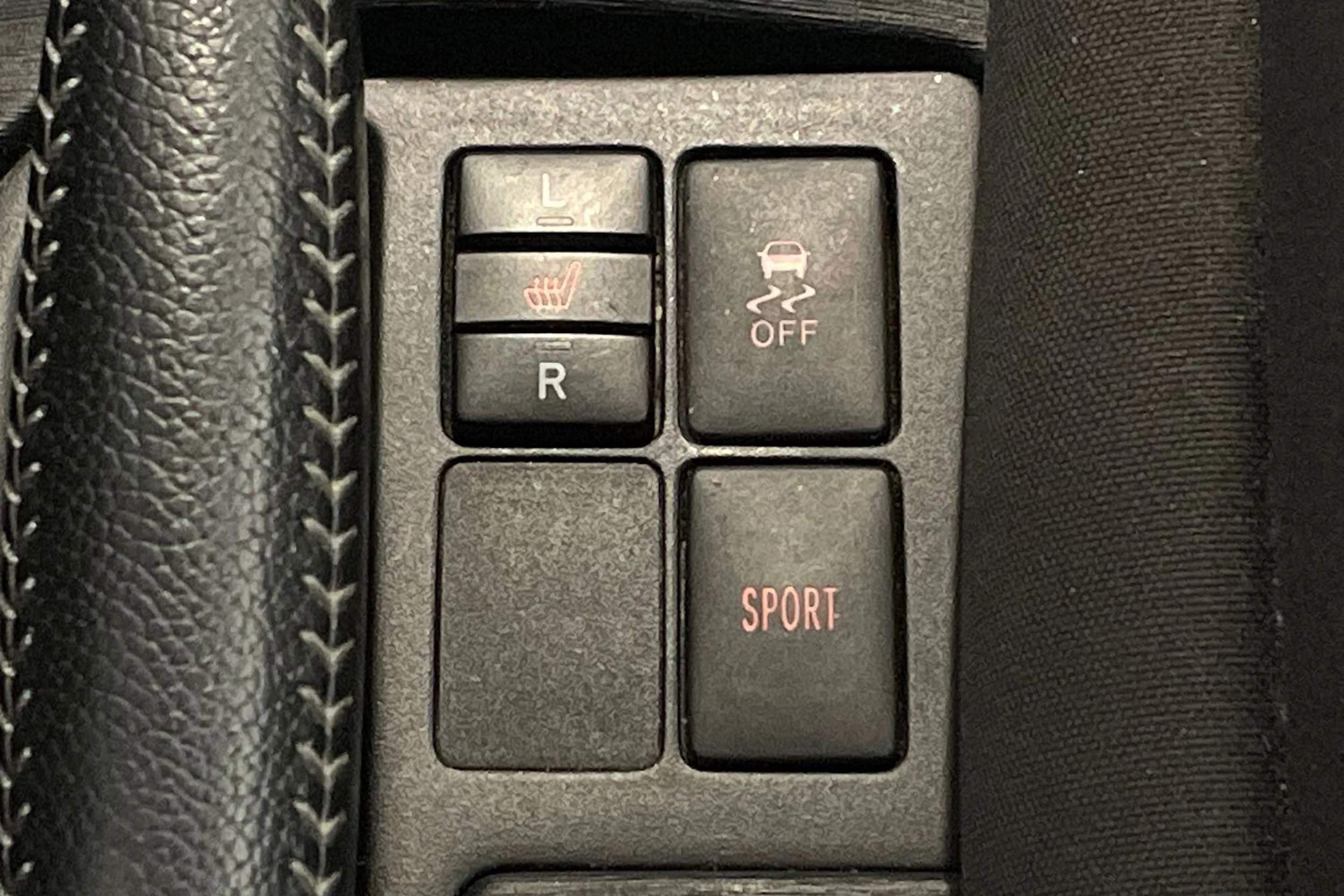 Sininen Toyota Yaris 2013 kuva 23.