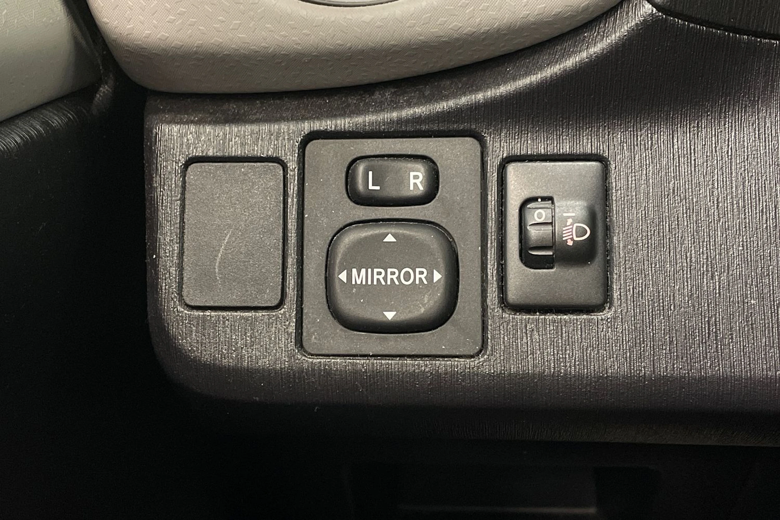 Sininen Toyota Yaris 2013 kuva 24.