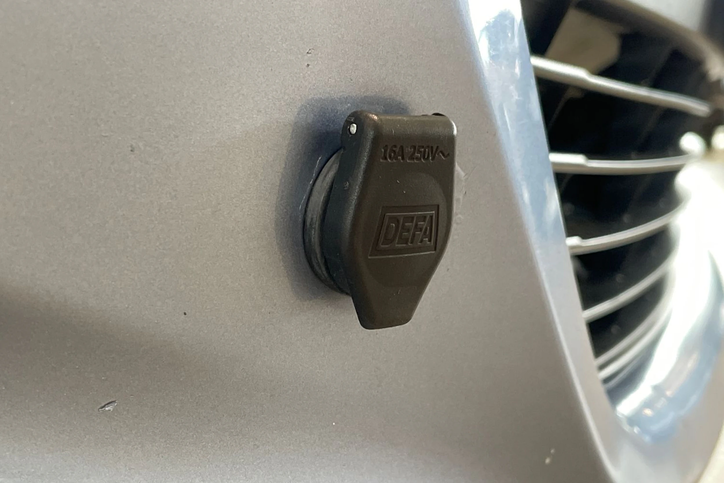 Sininen Toyota Yaris 2013 kuva 30.