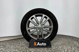 hopea Toyota Yaris 2014 kuva 13.