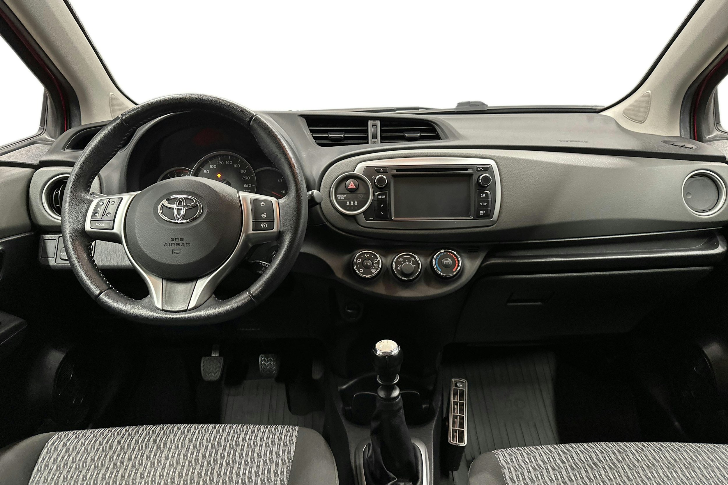 punainen Toyota Yaris 2014 kuva 9.