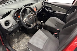 punainen Toyota Yaris 2014 kuva 3.