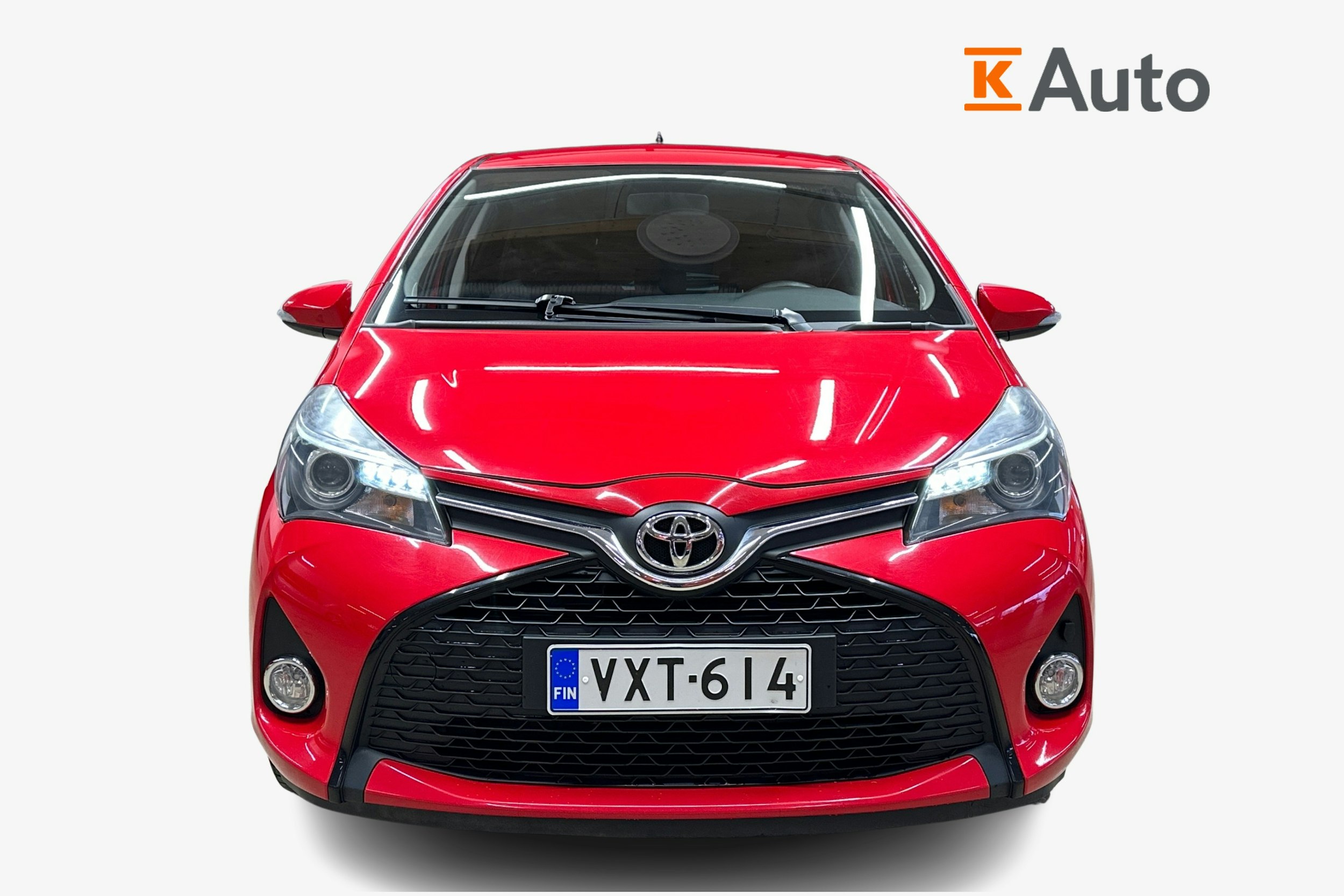 punainen Toyota Yaris 2014 kuva 4.