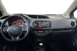 ruskea (beige) Toyota Yaris 2015 kuva 7.