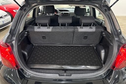musta Toyota Yaris 2015 kuva 14.