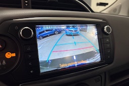 musta Toyota Yaris 2015 kuva 20.