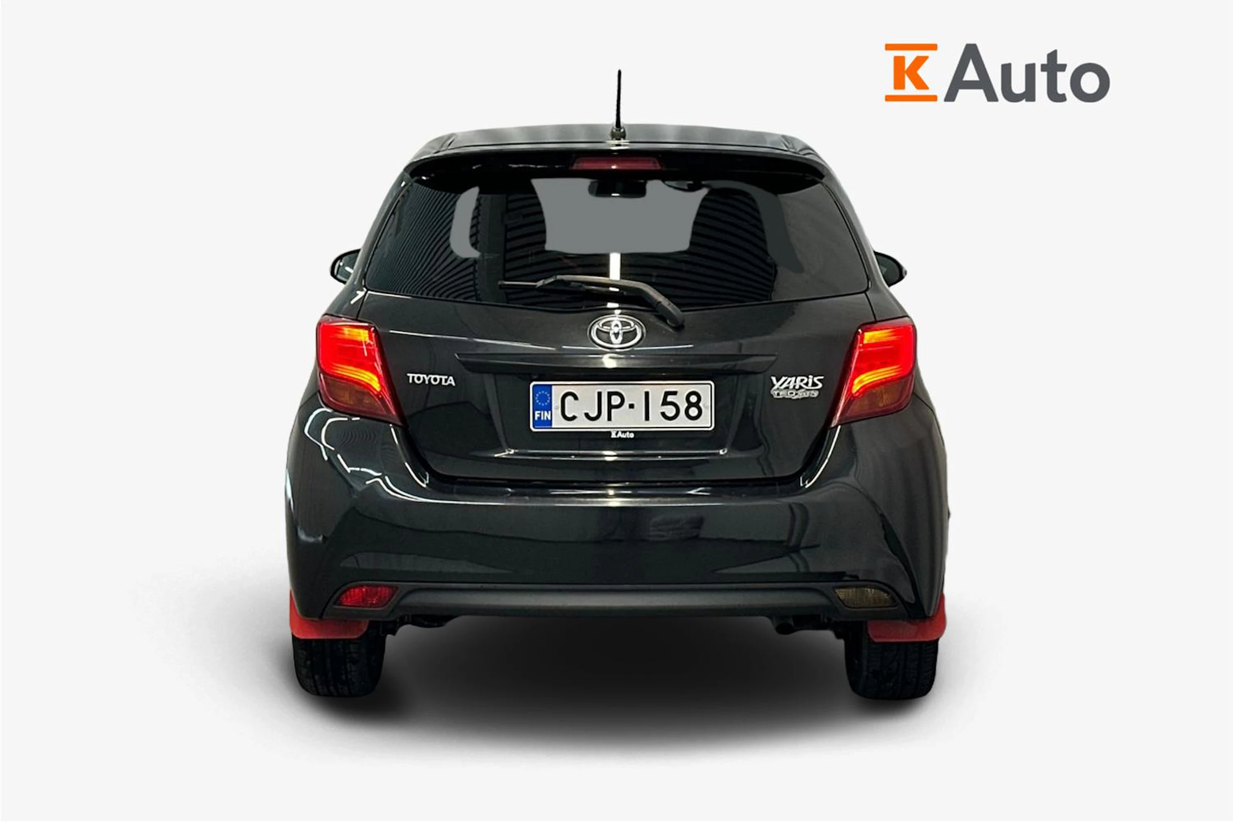 musta Toyota Yaris 2015 kuva 3.