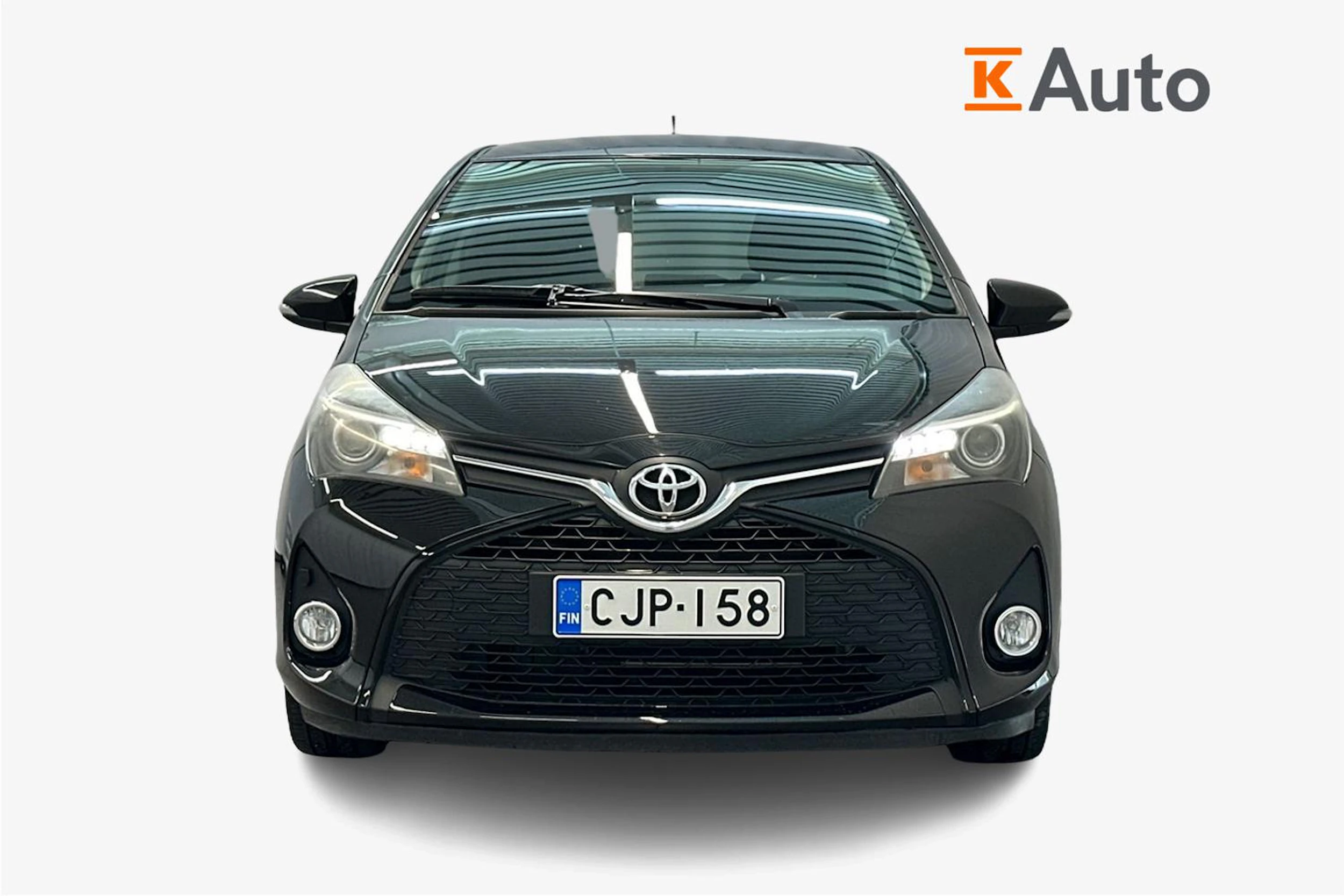 musta Toyota Yaris 2015 kuva 4.