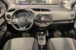 Sininen Toyota Yaris 2015 kuva 15.