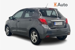 Harmaa Toyota Yaris 2015 kuva 2.