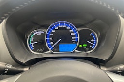 Harmaa Toyota Yaris 2015 kuva 19.