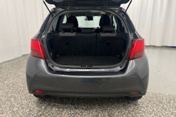 Harmaa Toyota Yaris 2015 kuva 26.