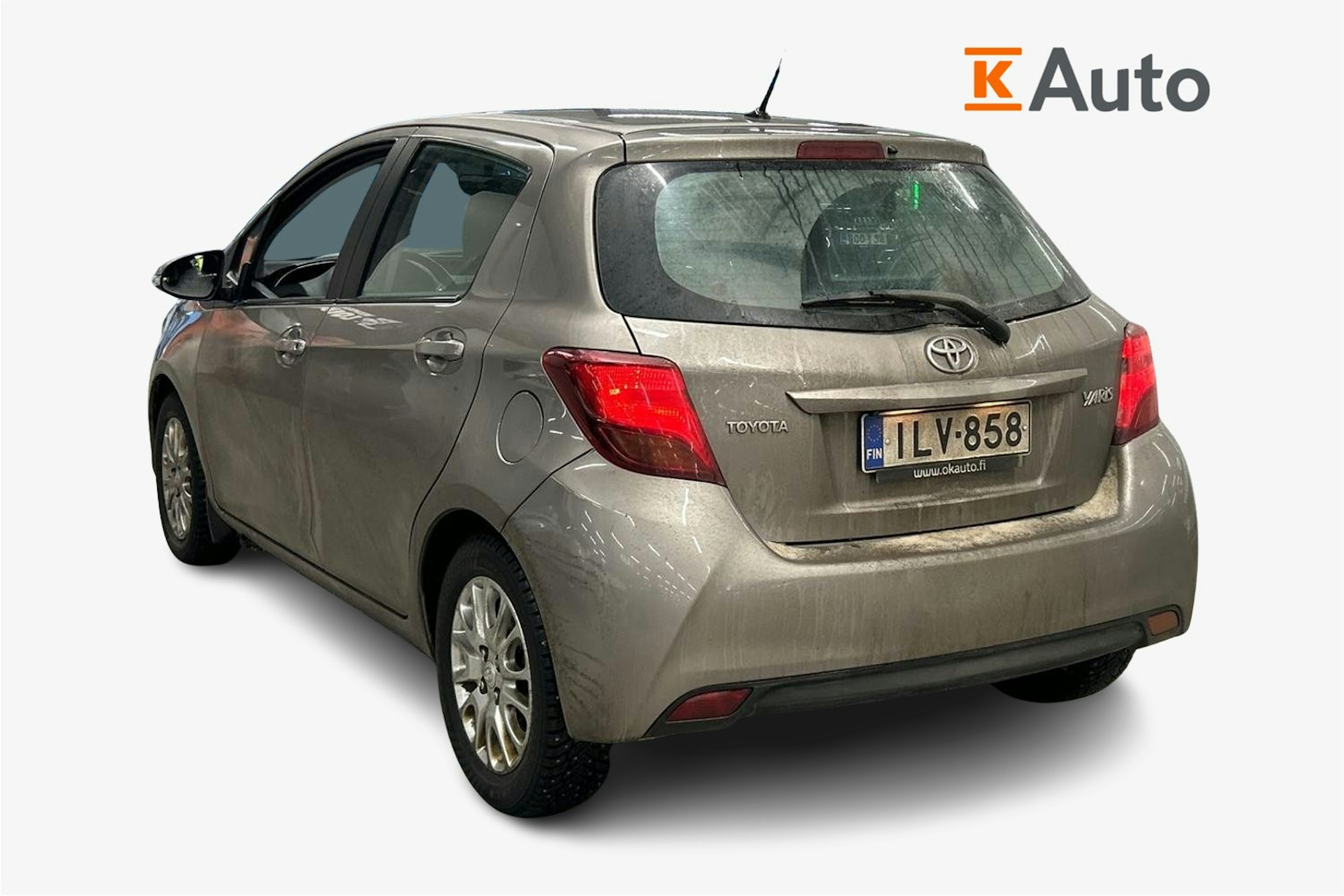 ruskea (beige) Toyota Yaris 2015 kuva 2.