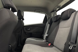 ruskea (beige) Toyota Yaris 2015 kuva 10.
