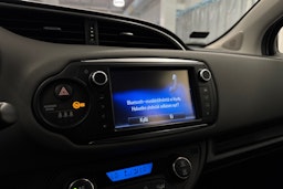 ruskea (beige) Toyota Yaris 2015 kuva 32.
