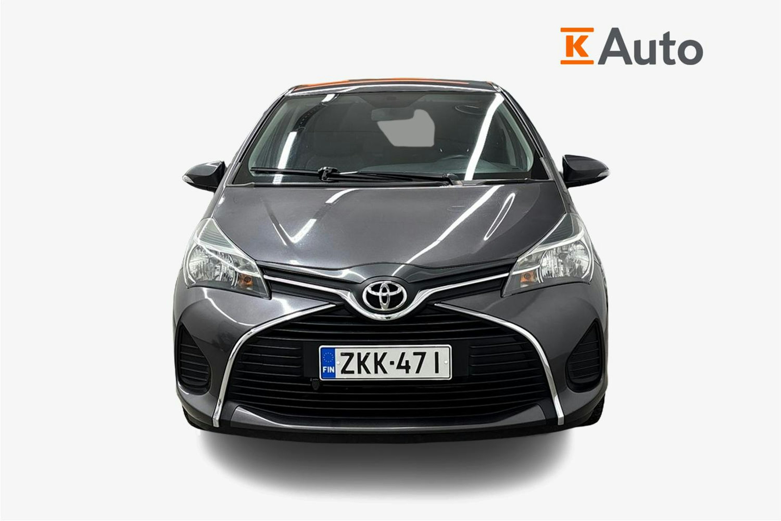 harmaa Toyota Yaris 2015 kuva 5.