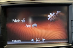punainen Toyota Yaris 2016 kuva 20.