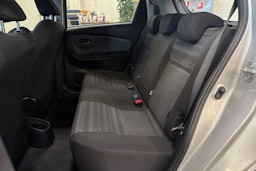 Hopea Toyota Yaris 2016 kuva 15.