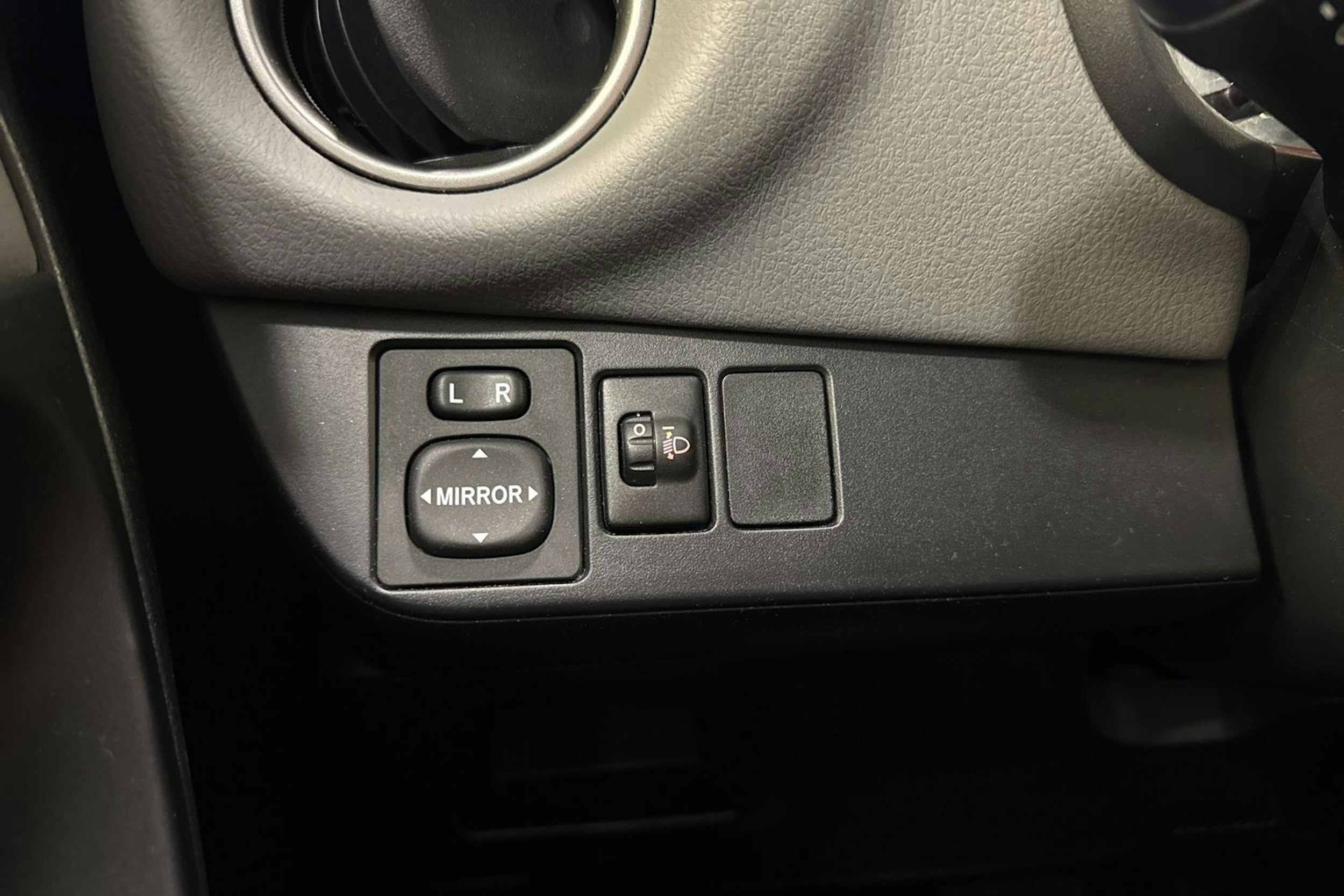 Hopea Toyota Yaris 2016 kuva 25.