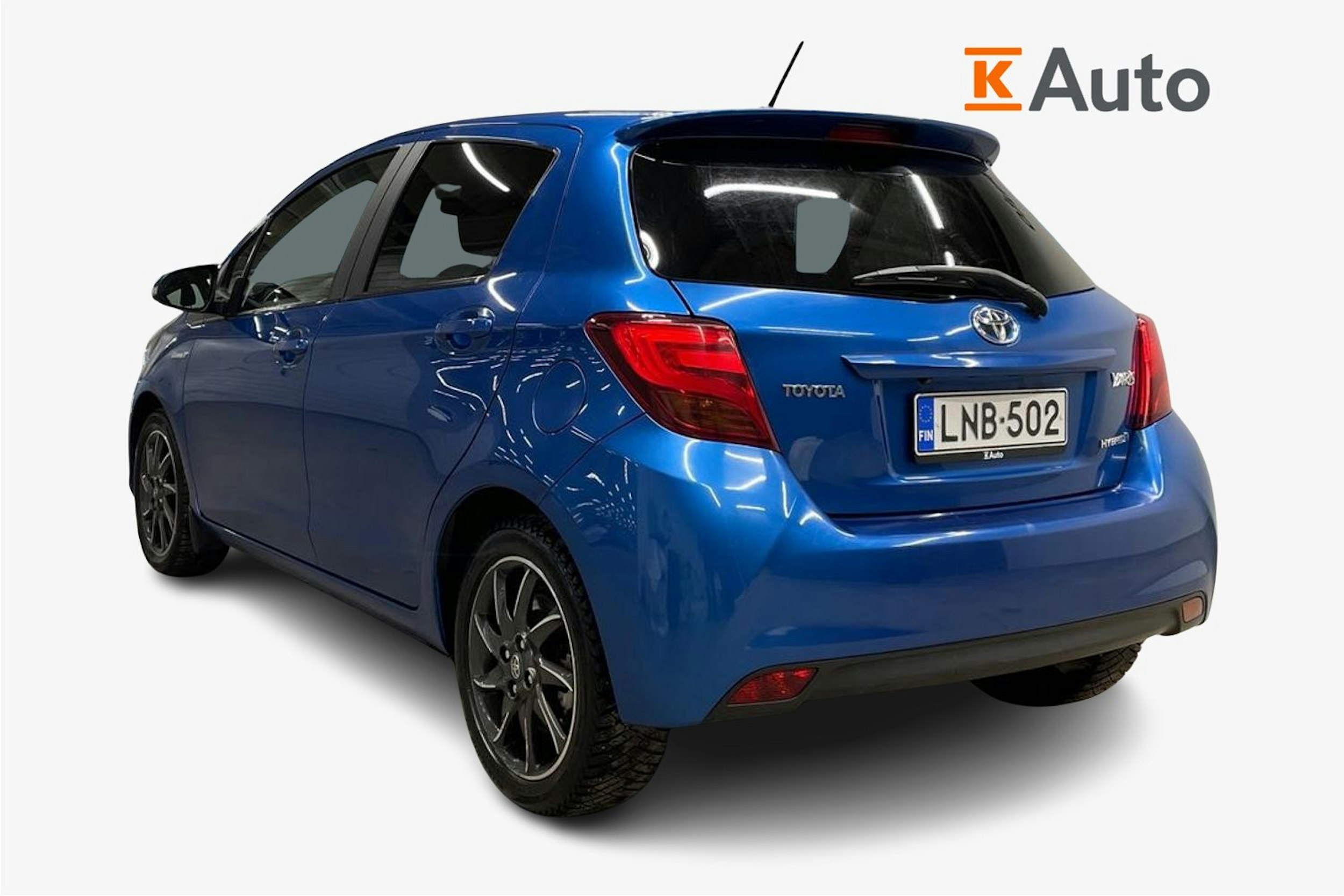 Sininen Toyota Yaris 2016 kuva 2.