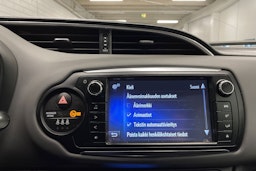 Sininen Toyota Yaris 2016 kuva 20.