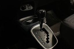 Sininen Toyota Yaris 2016 kuva 22.