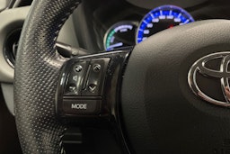 Sininen Toyota Yaris 2016 kuva 24.