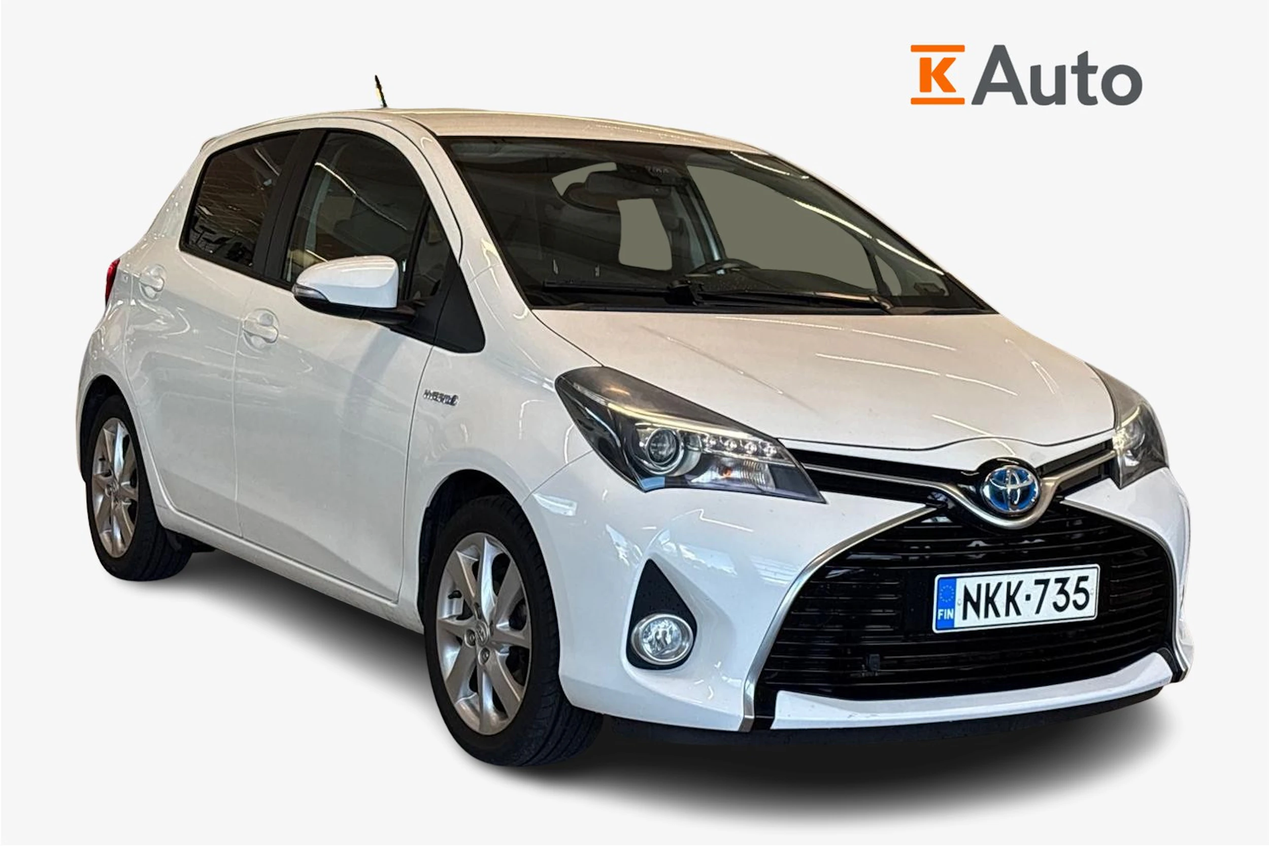 Valkoinen Toyota Yaris 2016 kuva 1.