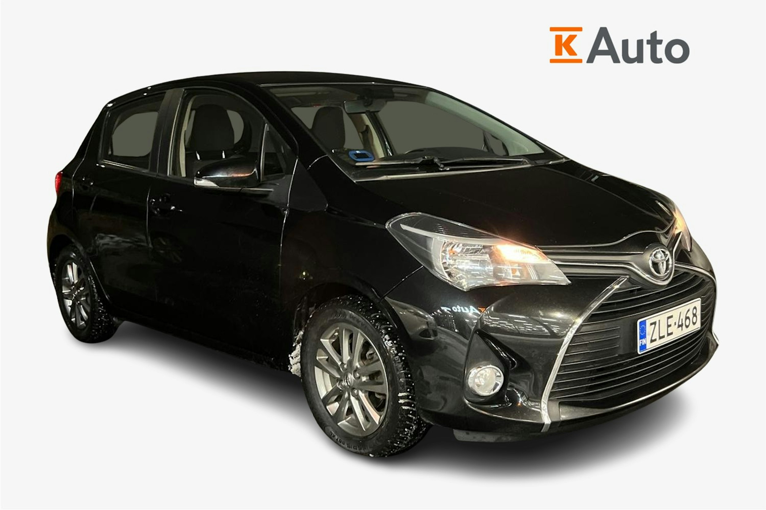 musta Toyota Yaris 2016 kuva 1.