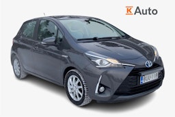 harmaa Toyota Yaris 2017 kuva 1.