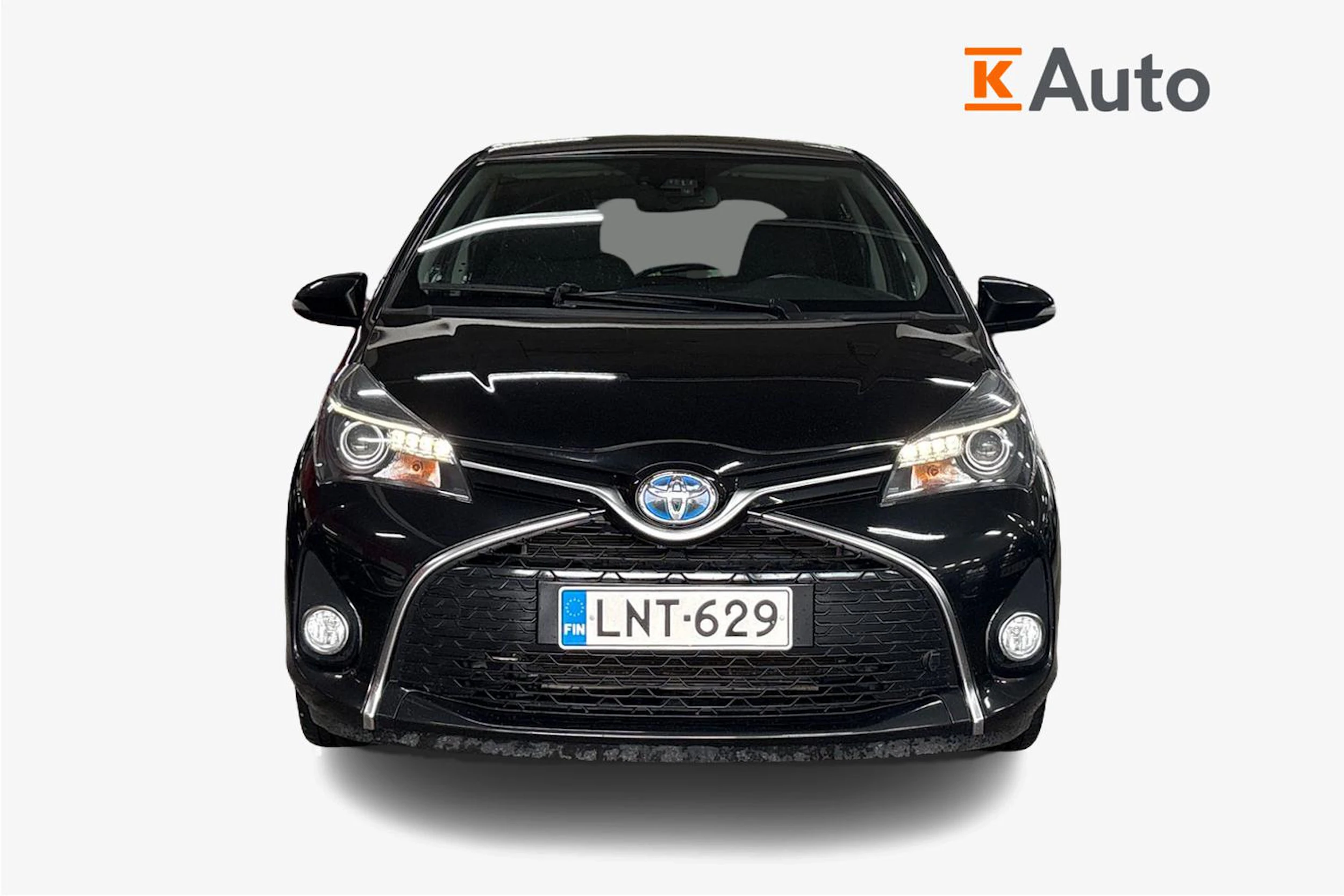 musta Toyota Yaris 2017 kuva 5.