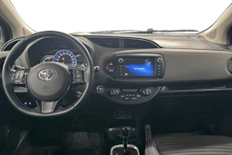 musta Toyota Yaris 2017 kuva 9.