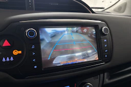 musta Toyota Yaris 2017 kuva 19.