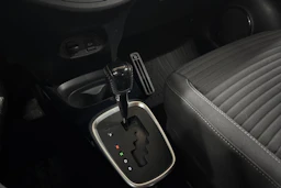 musta Toyota Yaris 2017 kuva 24.