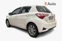 valkoinen Toyota Yaris 2017 kuva 2.
