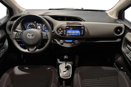 sininen Toyota Yaris 2017 kuva 7.