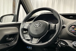 hopea Toyota Yaris 2017 kuva 13.